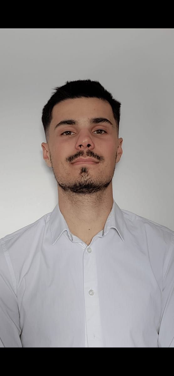 Profil de Khelyan